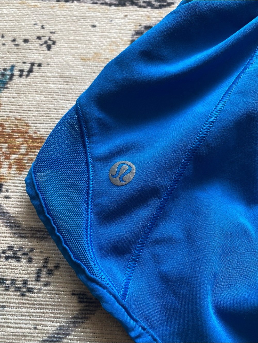 Lululemon Tracker Shorts Women’s Size 4  Blue - Picture 4 of 10